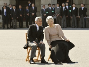Japonský cisársky pár oslavuje zlatú svadbu