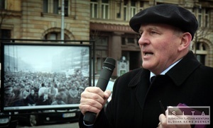 Konzervatívci si pripomenuli výročie sviečkovej manifestácie