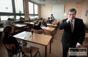 Komu pôjdu štátne peniaze na vedu, rozhodne Mikolaj a vláda