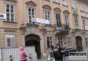 Mirbachov palc bude ma nov strechu a podkrovie