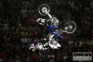 Adams vyhral v Londýne a je kráľom FMX v roku 2009