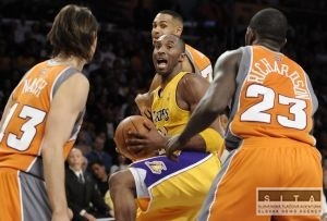 Lakers v pohode zdolali Phoenix