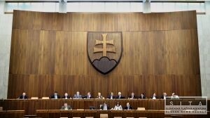 Koalícia obišla Gašparoviča, vetovanú novelu opäť schválila