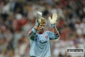Oliver Kahn sa rozviedol