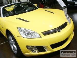 Opel sa top v problmoch
