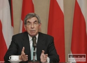 Arias predstavil nové riešenie honduraského konfliktu