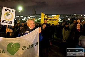 Podľa aktivistov ide o podvod v kauze pezinskej skládky