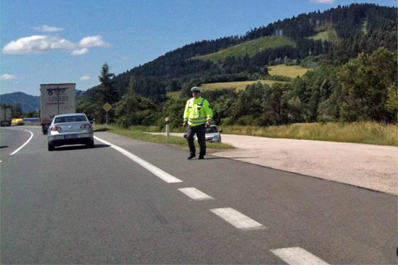 Vodič Audi z Čadce nafúkal predpoludním 2,79 promile, hrozí mu rok za mrežami