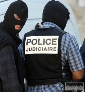 Franc�zska pol�cia objavila skr��u zbran� organiz�cie ETA