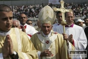 Pápeža si v Ammáne prišlo vypočuť 50 tisíc veriacich