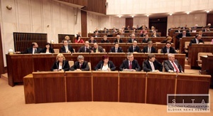Záväznosť kolektívnych zmlúv by sa mala rozšíriť