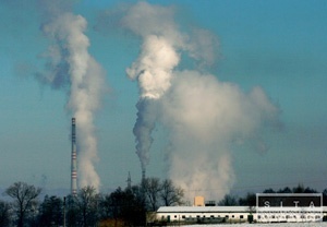 Zamestnanosť v priemysle v júli medziročne nižšia o 17,8 %