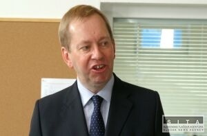ROBERTS: Pre slovenskch politikov klimatick zmeny nie s problmom