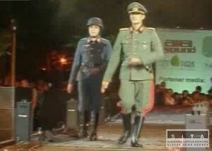 Rumunský starosta v uniforme wehrmachtu pobúril Židov