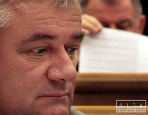  Poda Slotu nememe stle vyhovova Maarom a ani oni nm