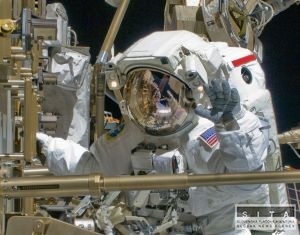 Astronauti z ISS majú za sebou tretí výstup do vesmíru