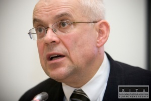 Trh práce v SR naráža podľa Špidlu na štrukturálne problémy