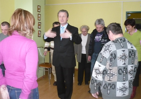Seniorom v Kysuckom Novom Meste spestrili popoludnie spoločenským tancom