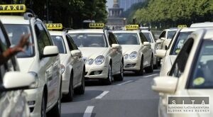 Taxikár použil dezodorant, aby odzbrojil útočníka
