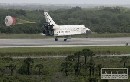 Raketoplán Discovery pristál na Floride