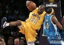 Lakers doma podľahli New Orleans