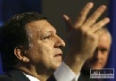 Barroso už stihol pogratulovať Írom, tí ešte čakajú na výsledky