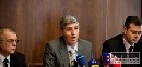 Odchod Bugára súvisí s problémami v SMK, tvrdia politológovia