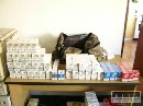 Colníci odhalili pašeráčku cigariet a našli nelegálny alkohol