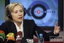 V americkej aj ruskej vláde sú ľudia žijúci v minulosti, uviedla Clintonová