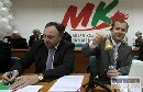 Podľa Csákyho sa začalo hovoriť o jeho zotrvaní vo vedení