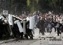 Moldavská polícia obsadila parlament, pozatýkala demonštrantov