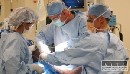 V USA vykonali prvú transplantáciu oboch rúk