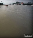 Dunaj kles, v Bratislave zruili 2. povodov stupe