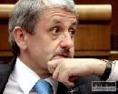 Podľa Dzurindu je NR SR jediná v EÚ, kde sa nemôže diskutovať o kríze