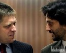 Schôdza parlamentu o nedôvere k Januškovi je podľa vlády zbytočná