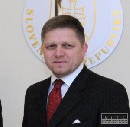 Fico a Gyurcsány sa v Komárne pokúsia o zmierenie