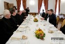 Biskupi sa s Ficom nezhodli na programe starostlivosti o eny