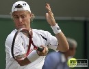 Hewitt po skvelom obrate do štvrťfinále vo Wimbledone