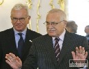 Klaus sa pohádal so zahraničnými europoslancami