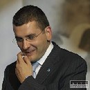 Kóka chce pozastaviť účinnosť slovenského jazykového zákona