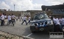Demontranti prevracali v Kosove aut misie EULEX