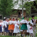 Ospievané Beskydy: Rok na dedine, zvyky a tradície v podaní folklórnych skupín Kysúc