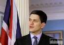 Minister Miliband prirovnal krízu k útokom z 11. septembra