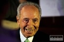 Peres počas konferencie omdlel
