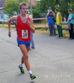 Peter Tichý mladší nasleduje otcove úspechy, získal titul juniorského majstra Slovenska na 10 km trati