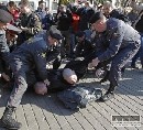 Ruská polícia rozohnala demonštráciu proti výsledkom volieb