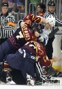 fom rozhodcov v NHL sa stal Terry Gregson