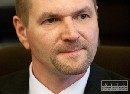 tefanov op obhajoval sporn nstenkov tender