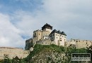 Trenčiansky hrad vyzdobený ako z minulosti