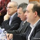 Nerelny rozpoet adce si vybral da v podobe krtov, mzdov poloku op prekroili o 49 000 €